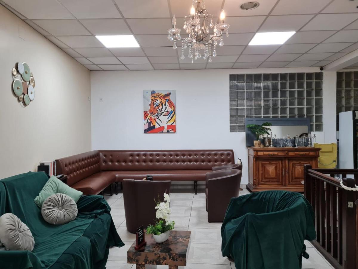 Hotel Le Milan Lourdes Exterior foto