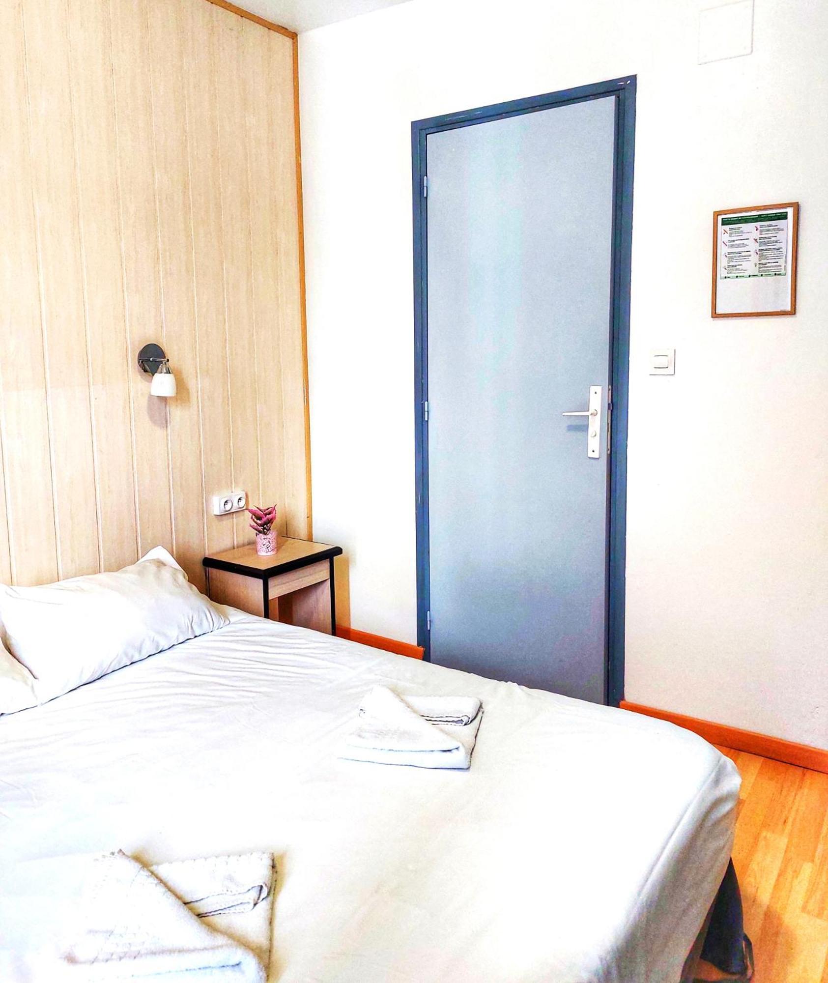 Hotel Le Milan Lourdes Exterior foto